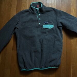 Patagonia Synchilla Gray Fleece in good condition